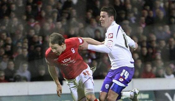 巴恩斯利vs利兹联