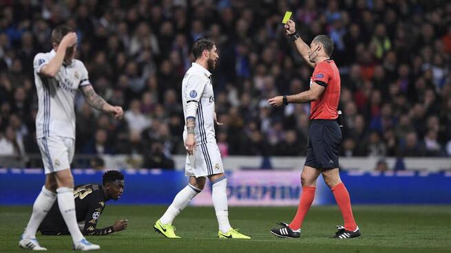 北京时间周三凌晨的欧冠1/4决赛，皇马将在伯纳乌球场迎战拜仁。首回合在安联球场，皇马取得了2比1的领先，此番坐镇主场他们希望顺利晋级。