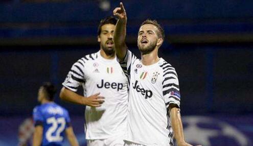 北京时间5月21日，尤文图斯以3比0击败克罗托内，从而提前获得意甲联赛六连冠。此外，他们在之前击败了拉齐奥，夺得了本赛季的意大利杯冠军。