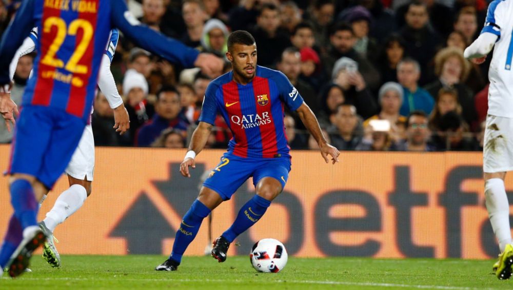 据《利物浦回声报》报道，尽管巴萨想买库蒂尼奥的传闻甚嚣尘上，但是今夏利物浦并不想放走球队的中场核心球员。