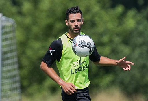 每日邮报：多支英超球队希望冬窗引进曼城外租中卫马里