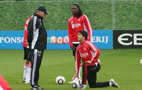 威廉二世vs阿贾克斯前瞻:威廉二世防线难难挡对手取胜