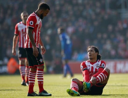 转会流言：南安普顿欲留下范迪克 要价达7000万英镑