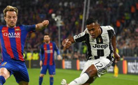 据意大利媒体《足球市场》的消息，意甲豪门尤文图斯希望在近日与队内的左后卫桑德罗续约至2022年，而他的年薪也会增长到400万欧元。