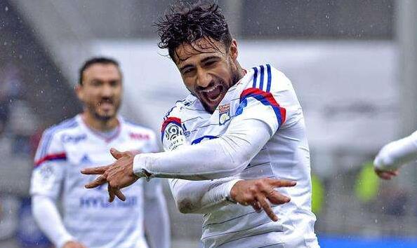 里昂vs埃弗顿预测:里昂表现出色,埃弗顿出线无望