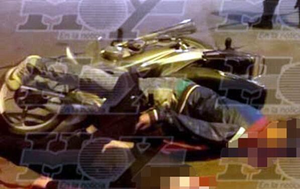 每日邮报：曼联后卫罗霍表弟试图抢劫时被枪杀 抢救无效死亡