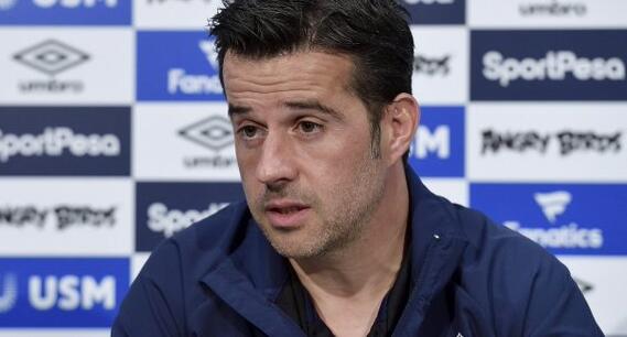 埃弗顿主帅席尔瓦：球队内所有人都要学好英语