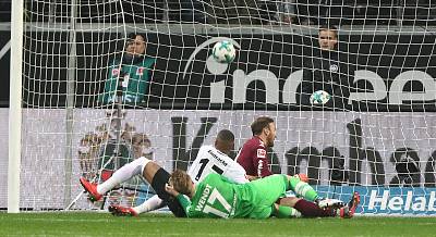 法兰克福vs门兴格拉德巴赫分析 法兰克福状态不俗进攻出色