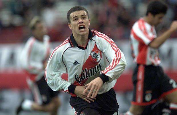 “大头”达利桑德罗生涯迎来最后一站 巴西国际河床二选一