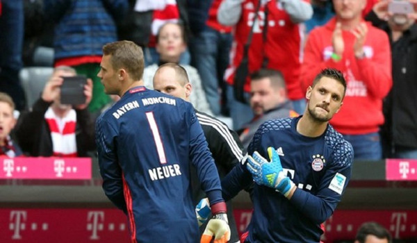 拜仁VS奥格斯堡，拜仁二号门将乌尔赖希也有伤在身
