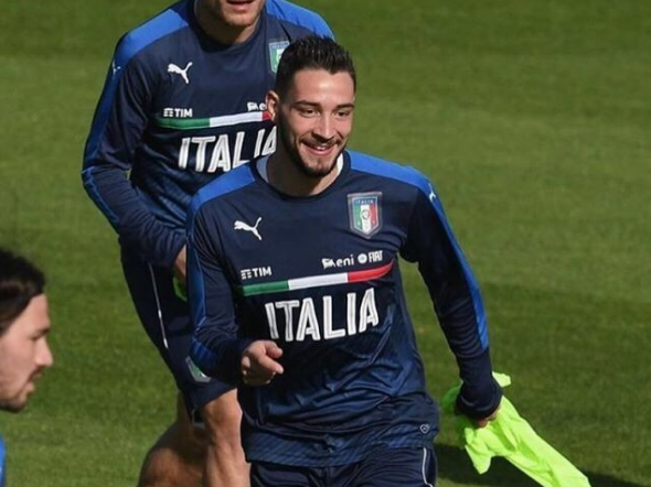 那不勒斯VS尤文图斯 意媒：尤文图斯正式报价米兰后卫德西利奥