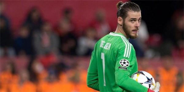 德赫亚再献神扑，曼联欧冠闷平塞维利亚