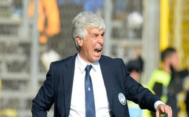 据《迪马济奥个人网站》报道，亚特兰大主帅加斯佩里尼已经和俱乐部达成续约三年的协议，他将和俱乐部一起进行未来的征程。