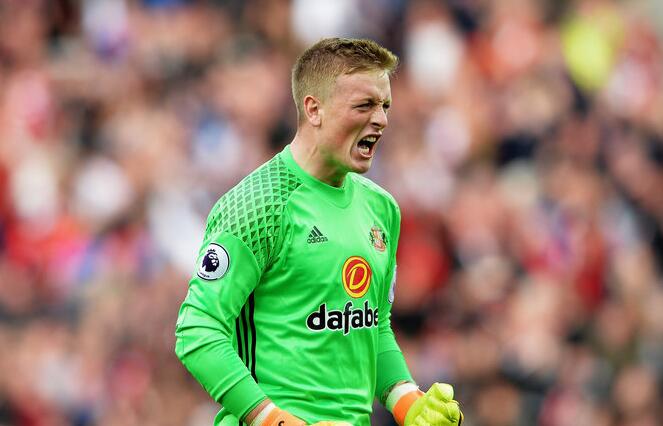 ESPN：曼城或将于今夏报价桑德兰门将皮克福德