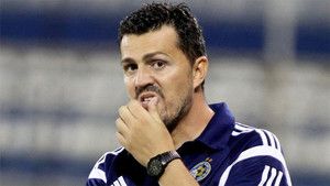 根据《每日体育报》的报道，前巴萨球星奥斯卡-加西亚成为了红蓝军团帅位的候选人。