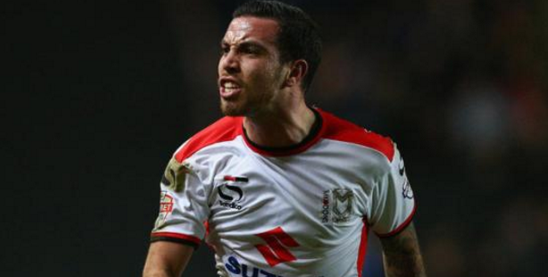 米尔顿凯恩斯vs朴茨茅斯 米尔顿防线孱弱,朴茨茅斯客战乏力