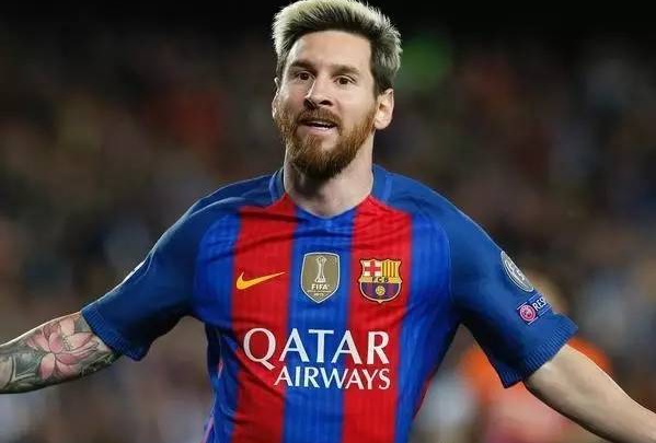 巴萨4-2瓦伦西亚 梅西主动申领黄牌 下轮将累计黄牌停赛