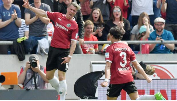 汉诺威1-0斯图加特 汉诺威赢下德乙榜首大战 柏林联合无缘升级