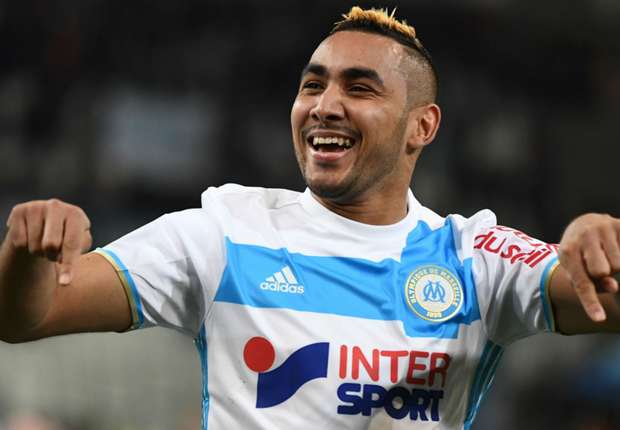 帕耶在今年冬季转会期离开了西汉姆联，重新披上了那件熟悉的马赛队球衣。他正在帮助球队全力争夺一个欧联杯的资格。在球队4-0大胜圣埃蒂安之后，他们目前暂时排在积分榜的第六位。