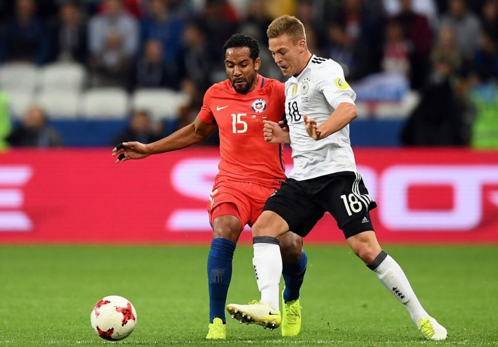 德国1-1智利，德国首发11人中有10人为90后