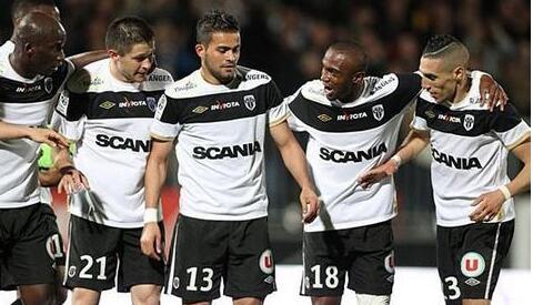 法甲 南特VS昂热前瞻 南特钢铁防线能否抵挡昂热攻击线？