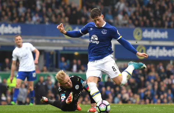 埃弗顿4-2莱斯特城 巴克利：享受每一次杀入禁区制造机会的时刻