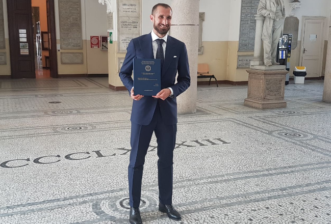 尤文图斯VS切沃 球场校园双得意 基耶利尼获得都灵大学硕士学位