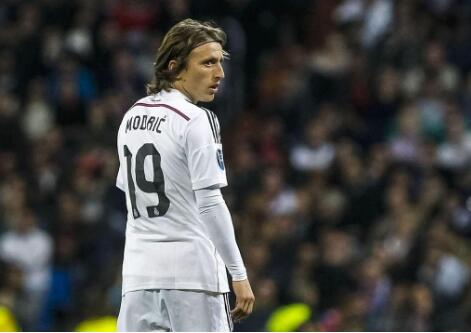 皇马4-2拜仁 莫德里奇：要努力尝试卫冕欧冠 需要为国家德比留力