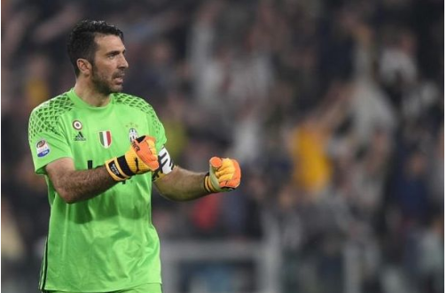 尤文图斯2-0切沃 里程碑！布冯意甲616次出场升至历史第二