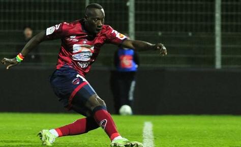 洛里昂VS克莱蒙分析 洛里昂状态回升,克莱蒙摆脱颓势