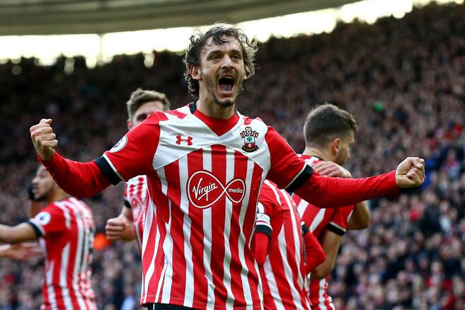 南安普顿VS伯恩茅斯，经纪人：加比亚迪尼在圣徒很开心