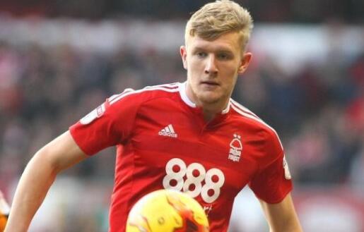 西布朗VS莱斯特城 英媒：西布朗有意引进诺丁汉森林后卫沃拉尔