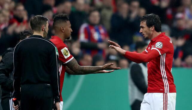 沃尔夫斯堡VS拜仁 拜仁后卫胡梅尔斯或无缘战狼堡