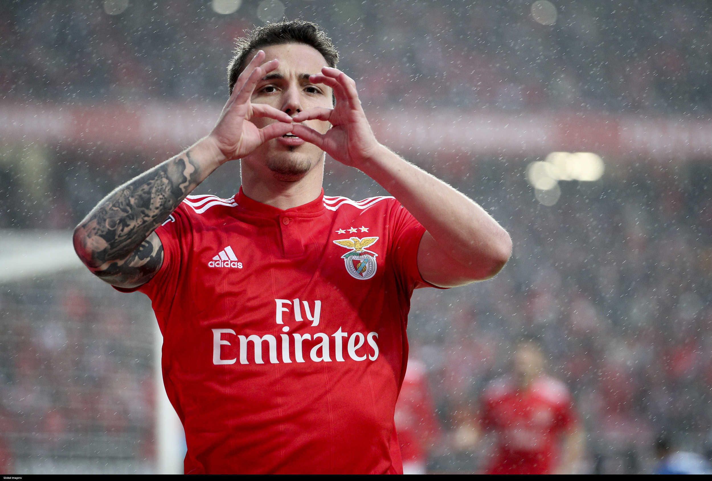 加拉塔萨雷vs本菲卡前瞻 本菲卡火力全开