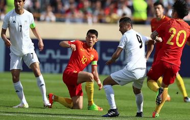 北京时间5月11日，中国男足国家队在广州中国大酒店召开新闻发布会，中国足协竞赛部部长戚军在发布会上宣布，为备战6月13日客场与叙利亚队的世界杯12强赛比赛，中国男足将于6月7日在广州天河体育场迎来一场热身赛，对手是菲律宾队。