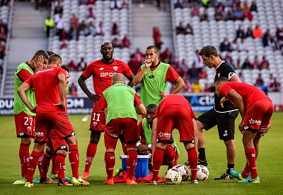 里尔vs第戎前瞻 里尔攻守皆备