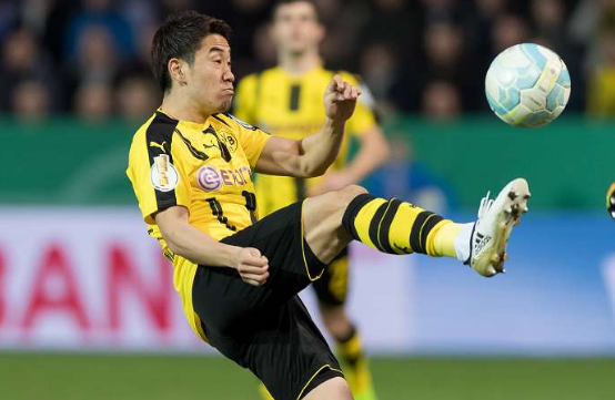 沙尔克1-1多特 佐尔克：还没有和香川讨论续约的问题