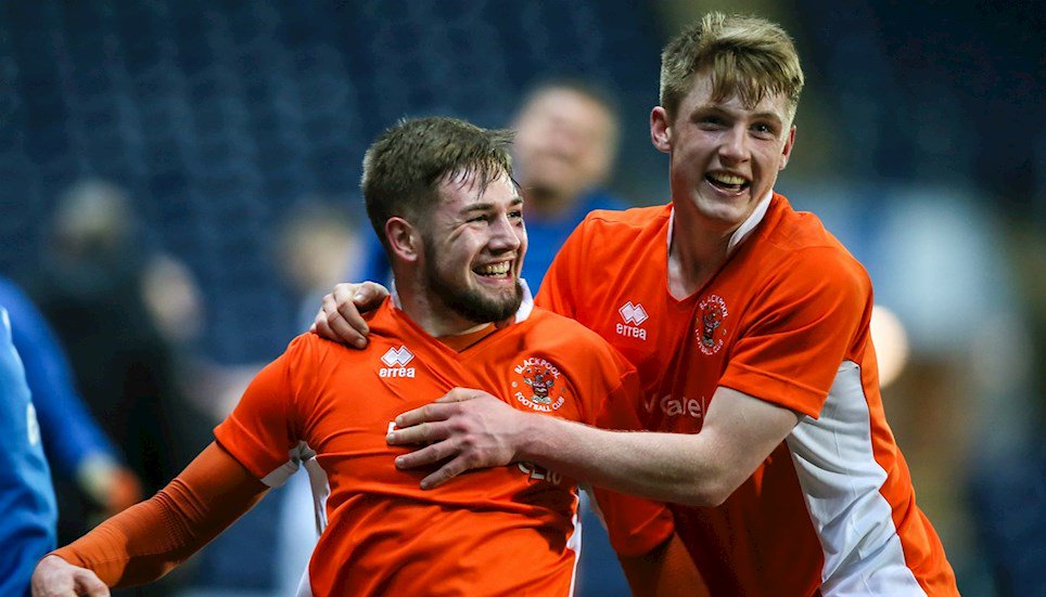 布莱克浦vs查尔顿前瞻:布莱克浦能否早日保级