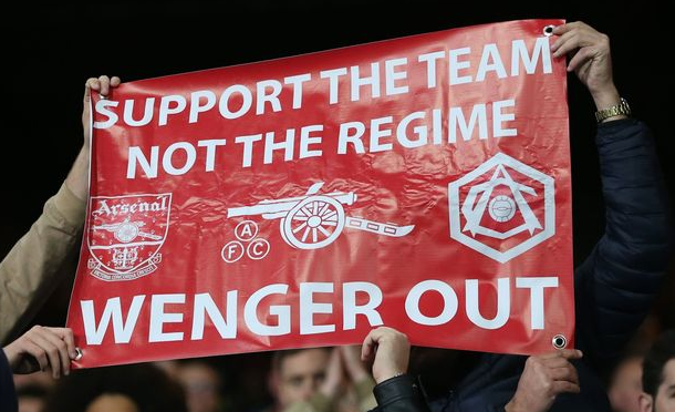 水晶宫3-0阿森纳 Wenger Out标语再现 球迷忍耐已到极限？