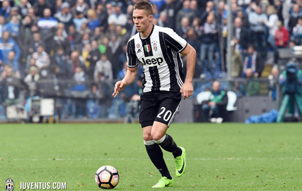 那不勒斯VS尤文图斯，皮亚察十字韧带撕裂，赛季报销