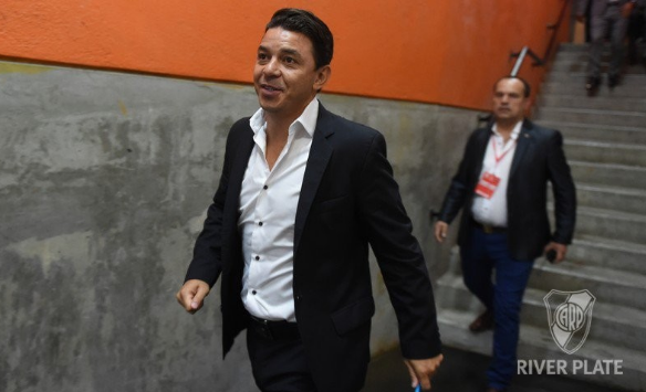 巴萨4-2瓦伦西亚 阿根廷媒体：曝巴萨选帅相中河床主帅加拉尔多