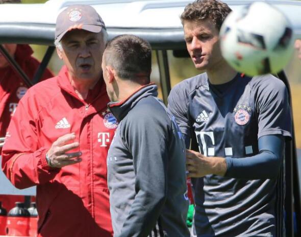 莱比锡VS拜仁 德媒：里贝里与安切洛蒂在训练场再次冲突