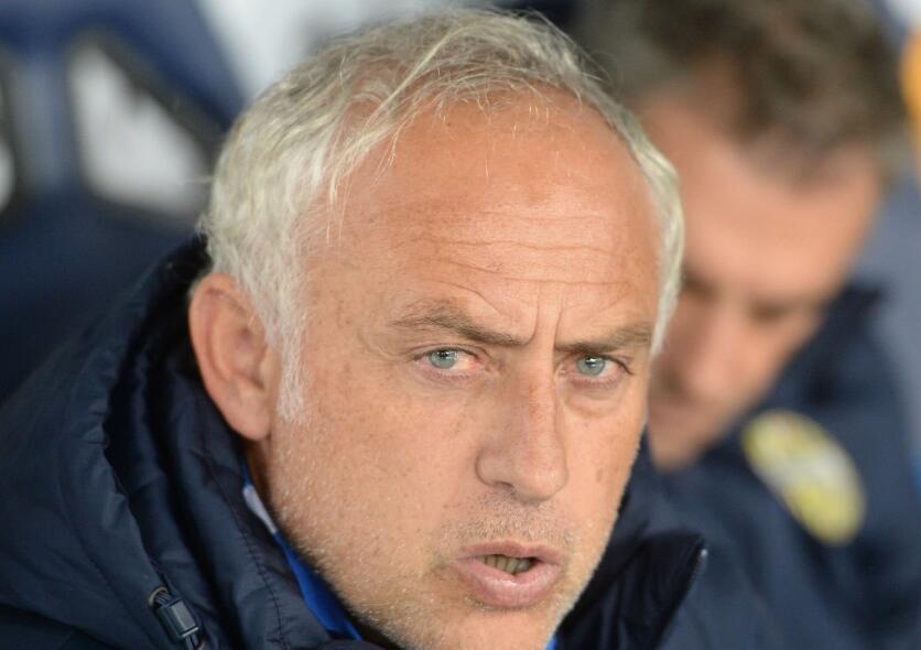 热那亚俱乐部正式宣布，解雇主教练尤里奇的职务，任命曼多利尼为新任主帅。