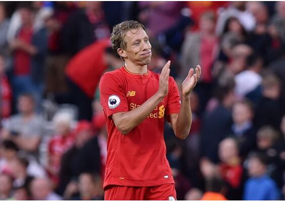 西汉姆联VS利物浦 英媒：布莱顿有意利物浦中场卢卡斯