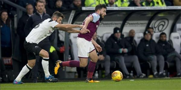 英冠 布伦特福德vs阿斯顿维拉分析:布伦特状态不错,维拉期待胜利