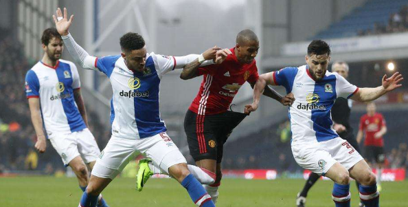 布莱克本vs奥德汉姆 布莱克本实力碾压,奥德汉姆后防瘫痪