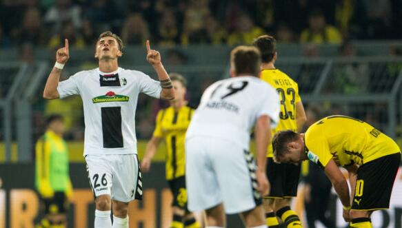 德媒：寻找罗伊斯替身 多特有意弗赖堡边锋菲利普斯