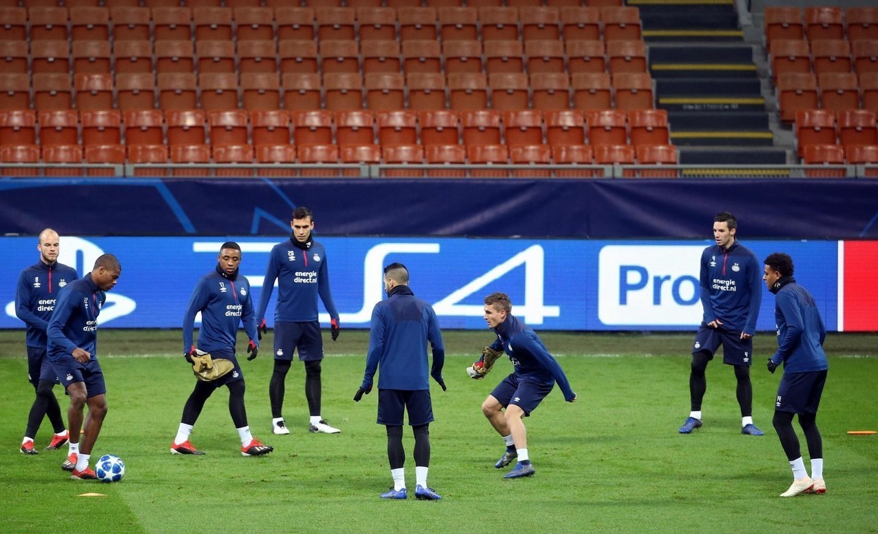 埃因霍温VS格拉夫前瞻 埃因霍温进攻能力强