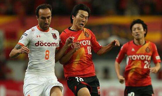 长崎航海vs名古屋鲸八前瞻 鱼腩之争,谁能率先止颓