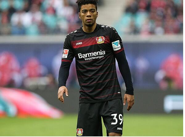 柏林赫塔VS勒沃库森 德媒：勒沃库森有意提前与亨里希斯续约